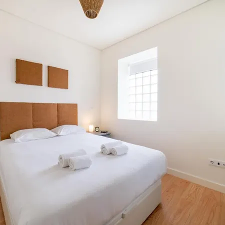 Monsanto Hill House - No 571 1e